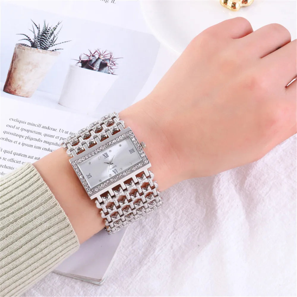 UTHAI W29 New Watch For Women Fashion Light luxury Square Diamond Quartz Watches Clock Lady's Gold Stainless Steel Bracelet