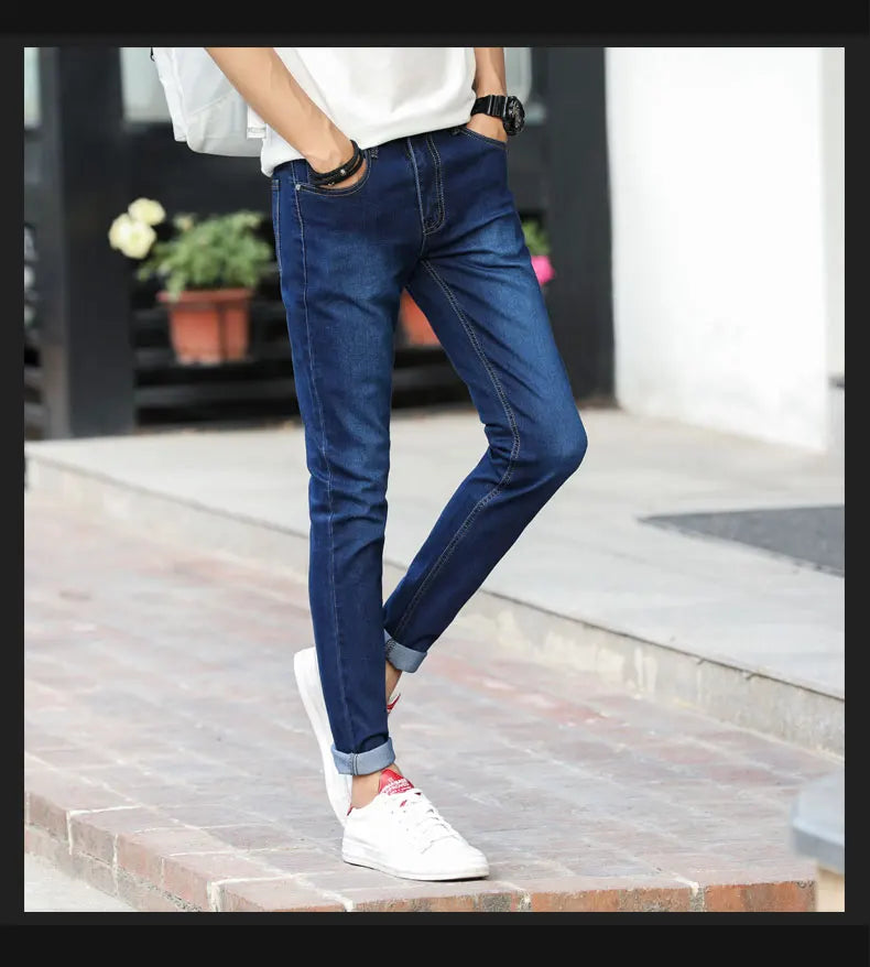 Fashion Mens Slim Fit Denim Pencil Pants High Quality Black White Skinny Stretch Jeans Mens High Street Jeans Four Season