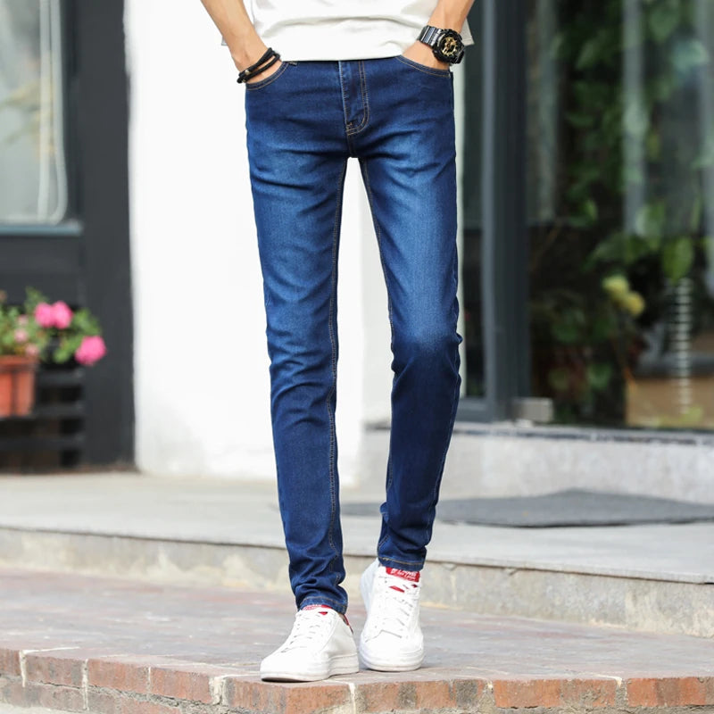 Fashion Mens Slim Fit Denim Pencil Pants High Quality Black White Skinny Stretch Jeans Mens High Street Jeans Four Season